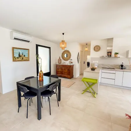 Apartment Joli T2 Avec Terrasse A